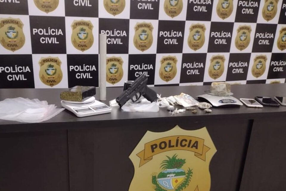 Preso suspeito de vender drogas em lava-jato de Luziânia