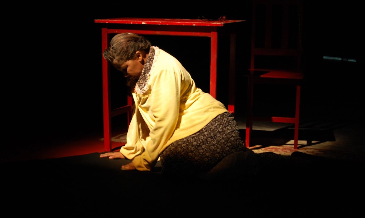 Lições de Motim é atração do Terça no Teatro