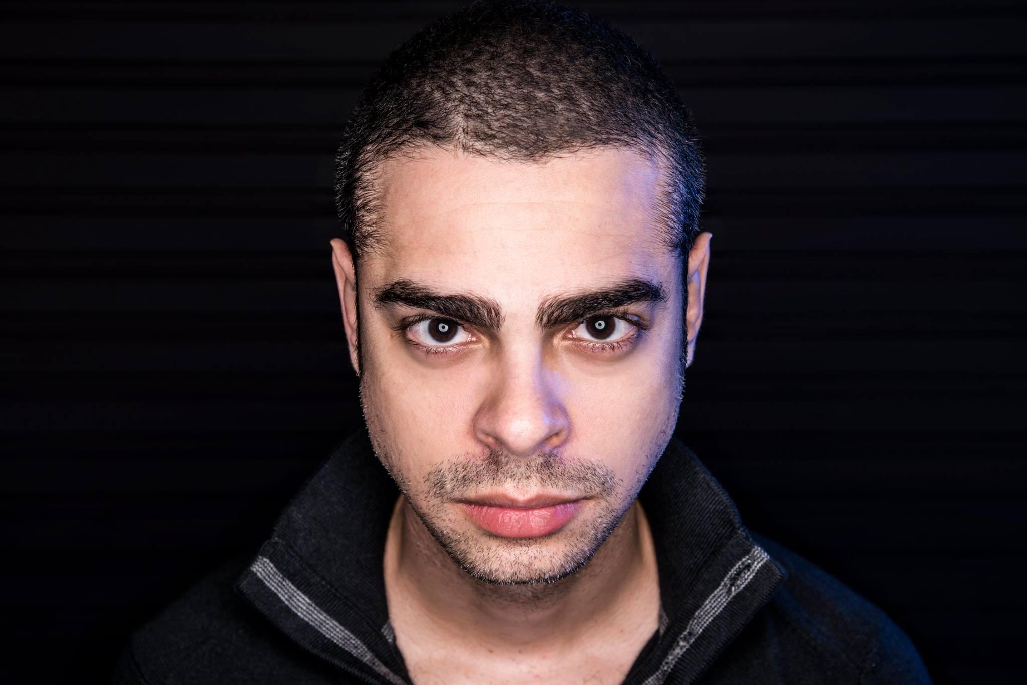 Ele era fruto do relacionamento do humorista Chico Anysio com a ex-integrante do grupo As Frenéticas Regina Chaves