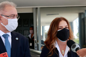 Ministério da Saúde anuncia estudo para verificar necessidade de 3ª dose da CoronaVac