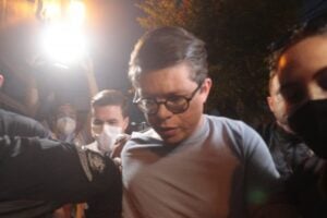 DJ Ivis responde a dois inquéritos e está em cela com outros agressores