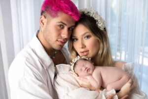 Virginia Fonseca fala sobre boato de que se tornou mãe para aumentar engajamento Virgínia Fonseca rebate críticas após furo na orelha da filha