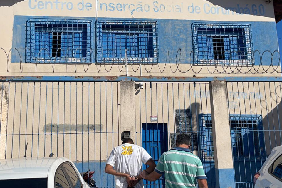 Tatuador é preso suspeito de furtar R$ 7 mil em objetos de studio concorrente