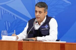 Autorização do gasto foi dada por Roberto Dias, apontado como responsável por pressionar pela liberação das vacinas