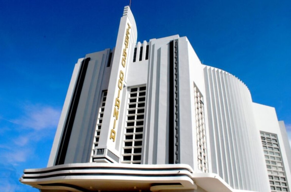 A live será transmitida diretamente do Teatro Goiânia (Foto: Divulgação)