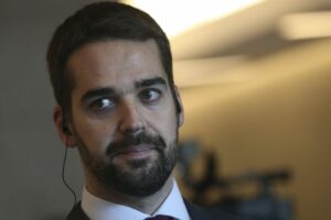 Leite alfineta Doria sobre apoio a Bolsonaro e nega cálculo eleitoral em se declarar gay