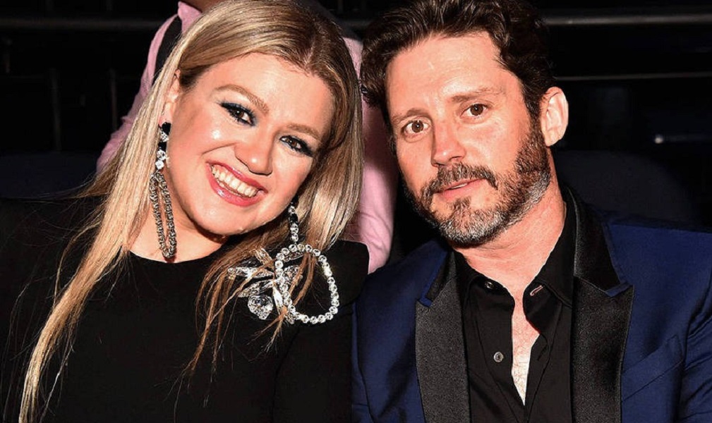Kelly Clarkson é condenada a pagar pensão de R$ 1 milhão ao ex-marido
