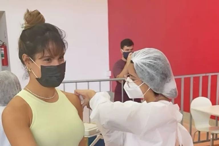 Secretaria de Fortaleza abriu processo para apurar o caso de Thyane Dantas Mulher de Wesley Safadão será investigada após tomar vacina antes da hora