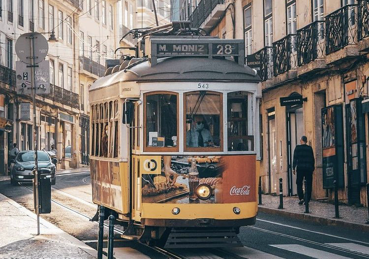 Ruas de Lisboa, em Portugal (Foto: Instagram)