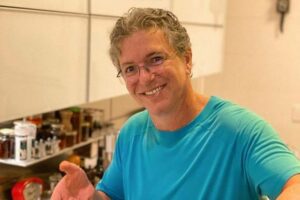 Boninho comemora mais de 100 mil inscrições para o 'BBB 22'