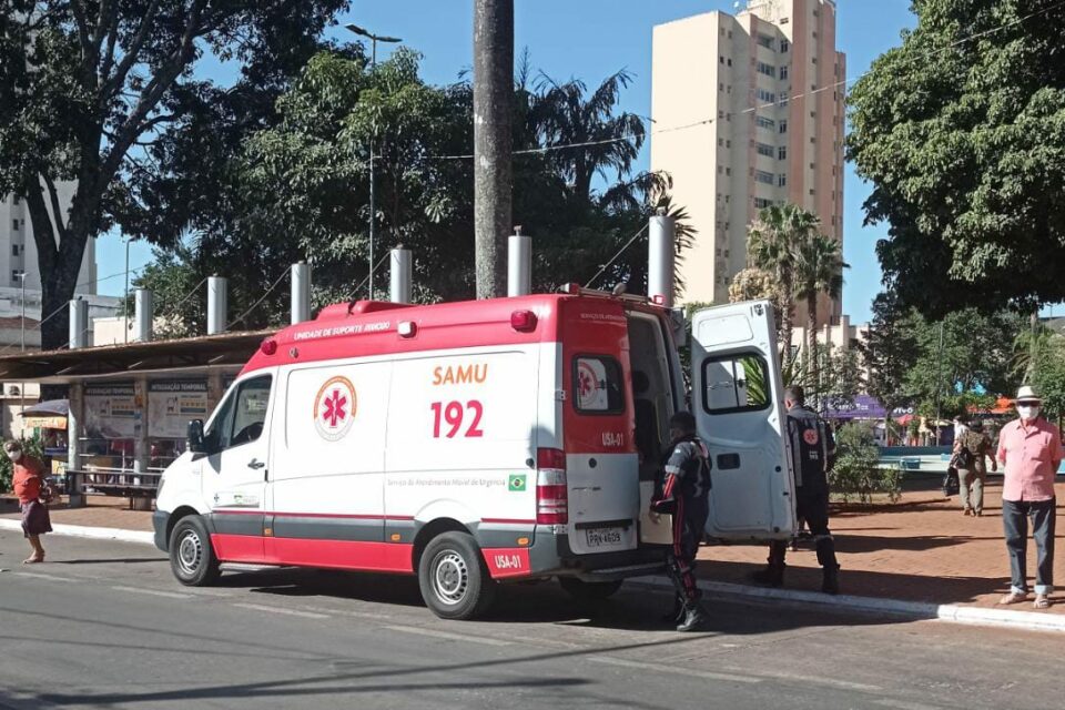 FOTO PRAÇA OCORRÊNCIA