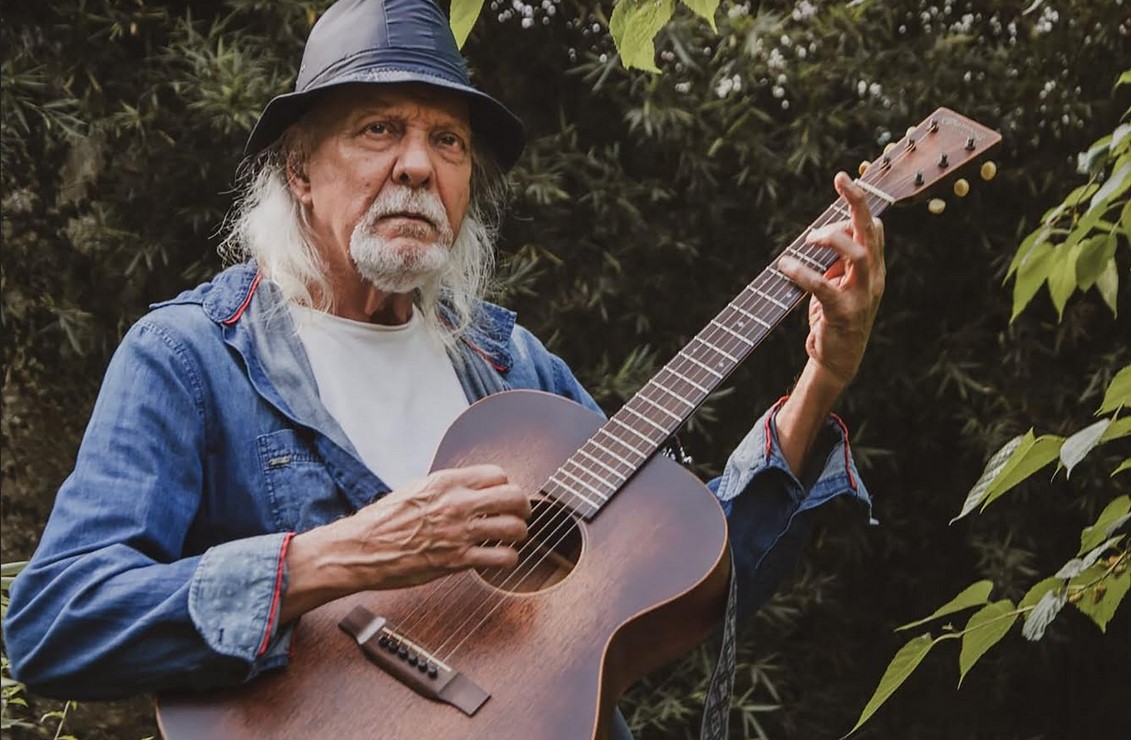Palco Virtual recebe Zé Geraldo