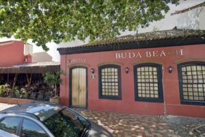 Segundo a vítima, dois funcionários estavam trabalhando naquela noite e um amigo teria sido agredido verbalmente pelo deputado com falas homofóbicas