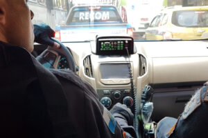 Governo do RJ fala em comprar 22 mil câmeras para uniformes de policiais