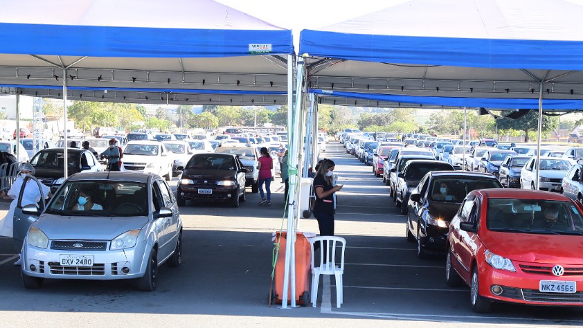 Drive-thru de vacinação em Aparecida (Foto: Prefeitura / Divulgação)