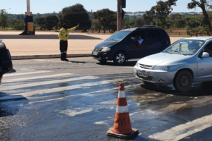Desvio no cruzamento das avenidas Perimetral Norte e Goiás Norte (Foto: Prefeitura de Goiânia)