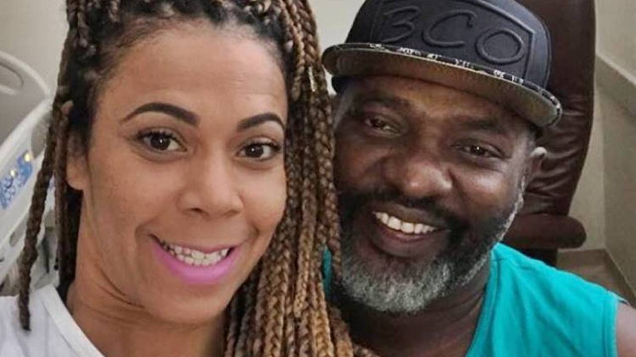 Viúva de Mr. Catra diz que foi traída 27 vezes: "Quando ama, perdoa"