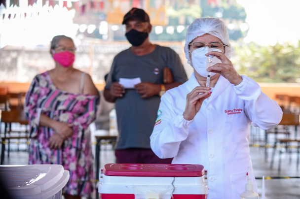 Vacinação contra covid-19 em Goiânia (Foto: Jucimar de Sousa/Mais Goiás)