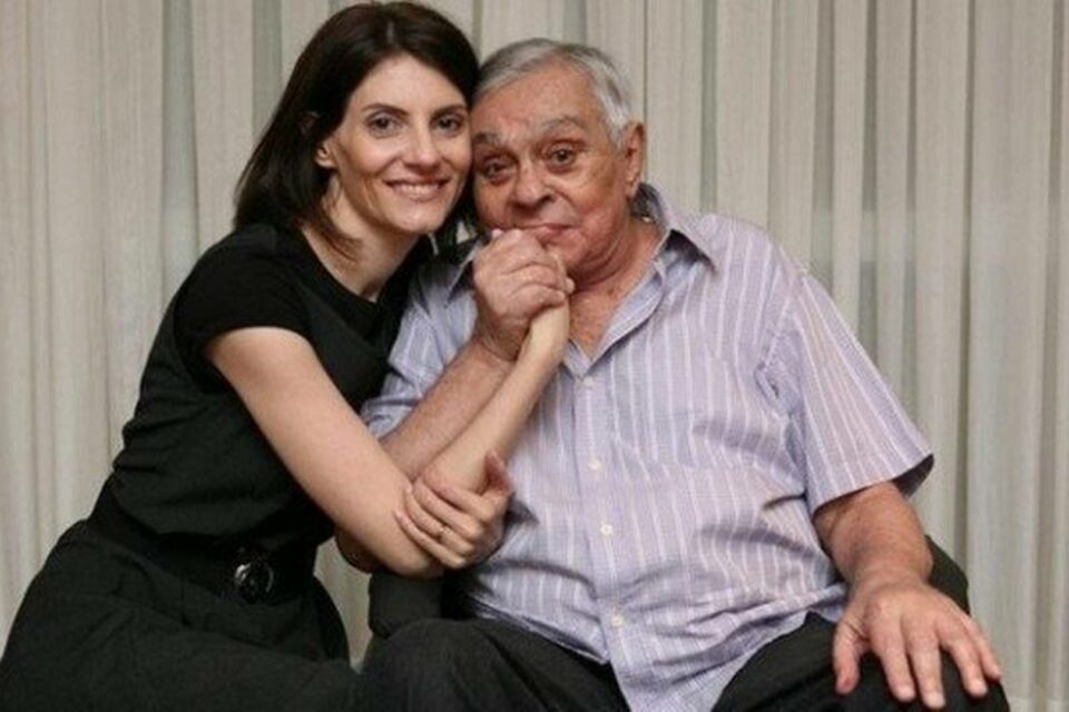 Viúva de Chico Anysio revela mágoa do humorista com Globo Malga di Paula diz que ele não se conformava com saída do ar nos anos 2000