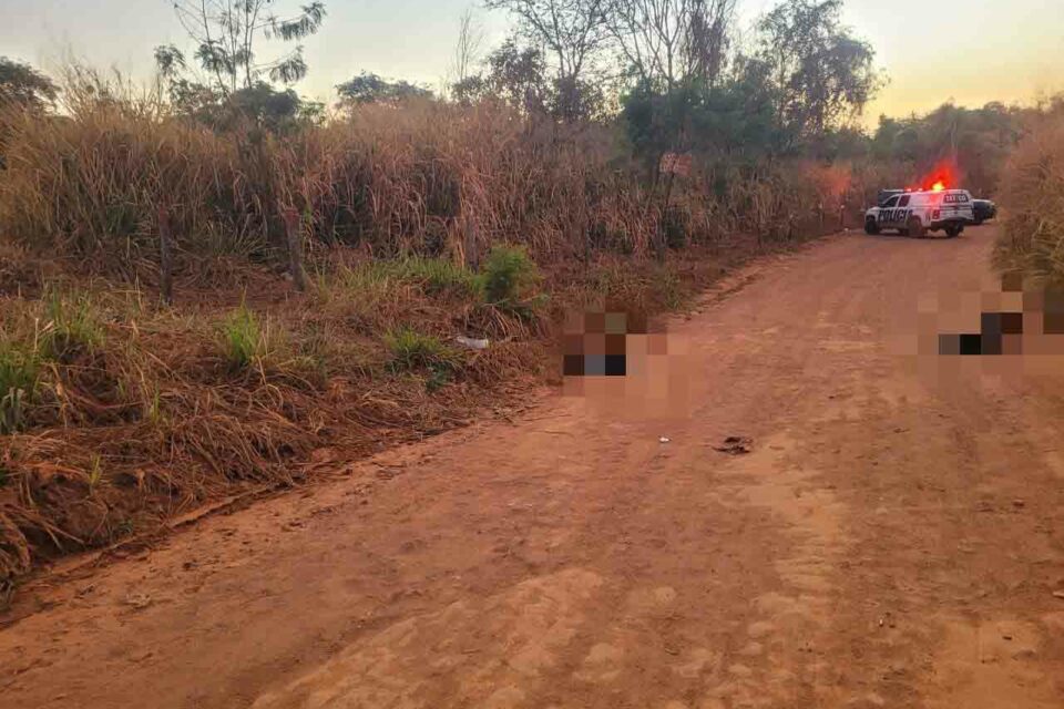 Três suspeitos de transportar armas e drogas para CPP são mortos pela polícia, em Aparecida (Foto: Divulgação/GIH)