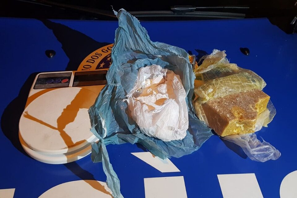 Cocaína apreendida pela PM em Aparecida de Goiânia (Foto: PM / Divulgação)