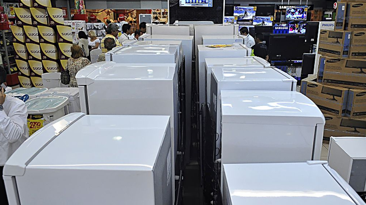 Vendas no comércio crescem 10,1% no primeiro semestre, diz Serasa