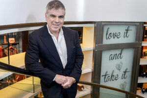 'Taxar grandes fortunas reduz desigualdade, mas empobrece os ricos', diz dono da Riachuelo