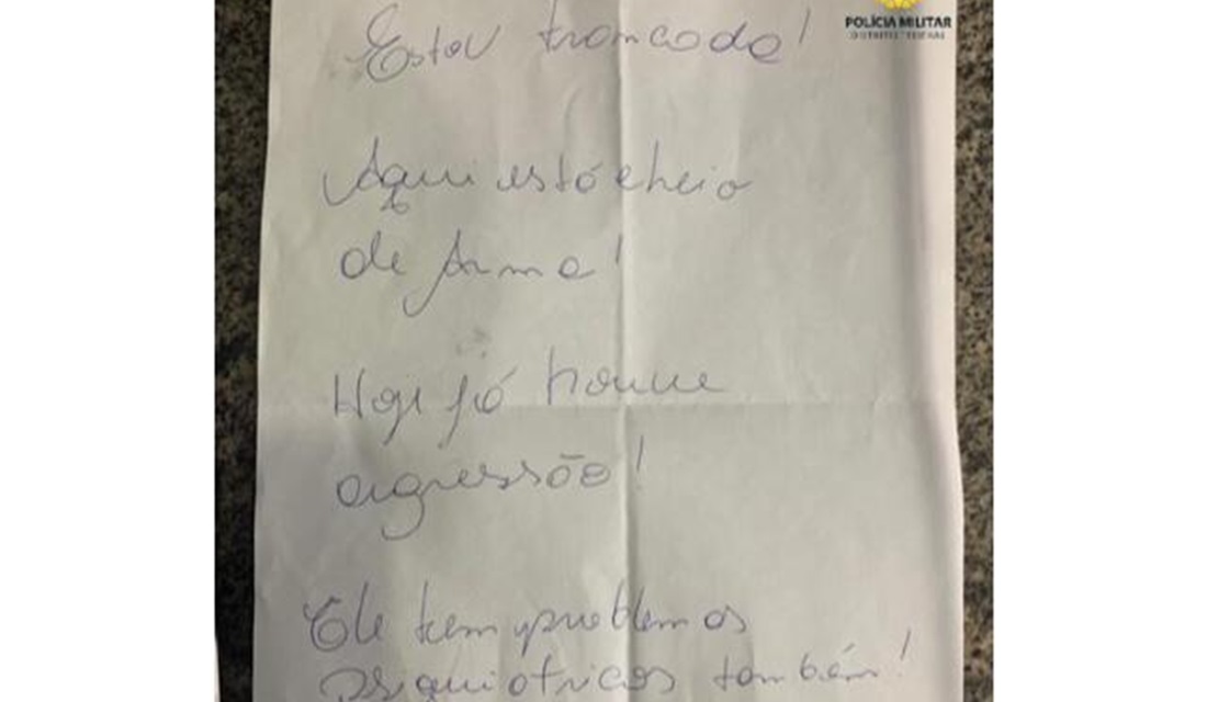 Vítima de violência doméstica escreve bilhete para pedir ajuda à PM no Distrito Federal (Foto: Reprodução/PMDF)