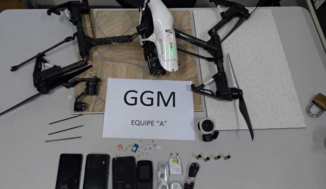 Servidores interceptam drone com celulares, carregadores e chips na CPP de Aparecida