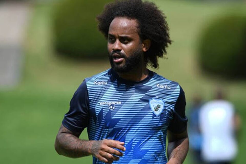 Celsinho em treinamento no Londrina