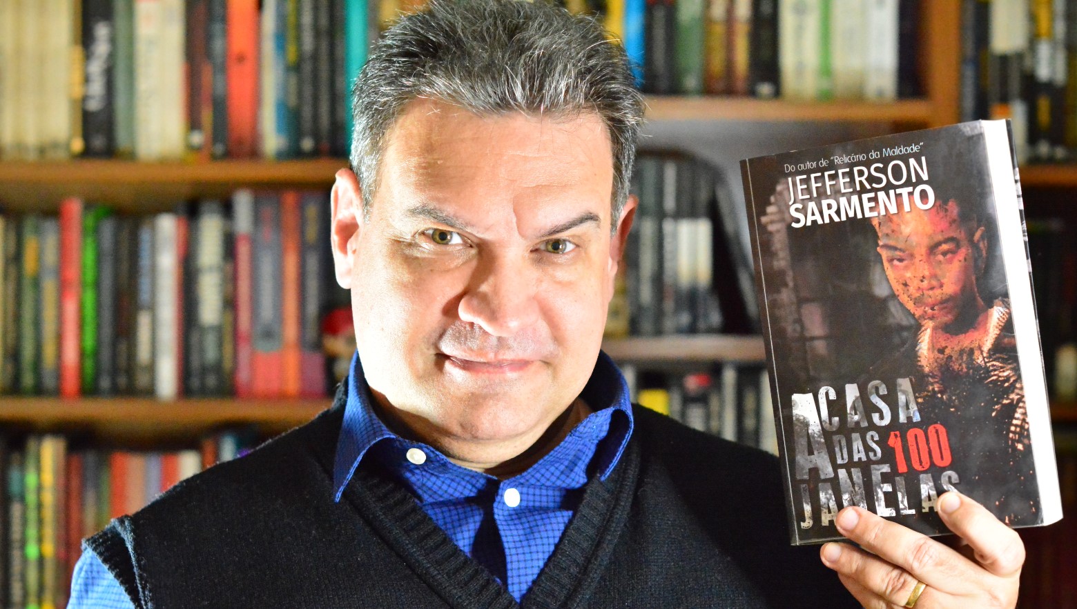 A casa das 100 janelas, Jefferson Sarmento