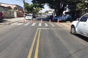 Um motociclista, de 31 anos, morreu nesta quinta-feira (22) depois de ser atingido por um carro que trafegava na contramão, em Goiânia. (Foto: Dict)