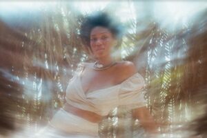 #EmCasaComSesc apresenta Luedji Luna, Castello Branco e Luiza Brina