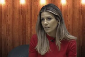 Segundo ela, é uma maneira de responsabilizar o presidente diante à falta de ação durante a pandemia