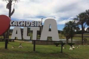 Prefeitura de Cachoeira Alta se manifesta sobre aquisição de carro de luxo