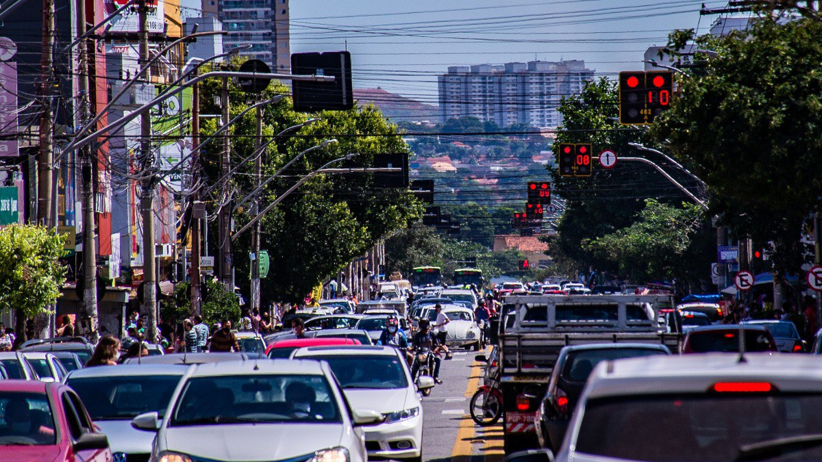 Infrações por excesso de velocidade em Goiânia chegam, em 3 meses, a 31,12% de todo 2023