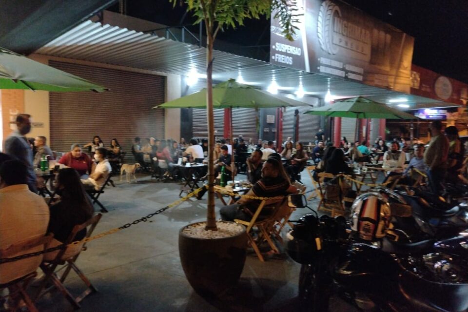 Nove festas foram interditadas por provocar aglomerações.; 270 pessoas forma multadas por não utilizarem máscara 