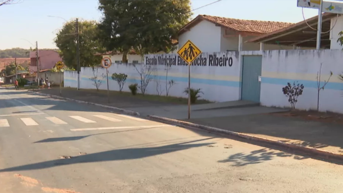 Menino de 3 anos é resgatado de helicóptero após ser atropelado em Senador Canedo