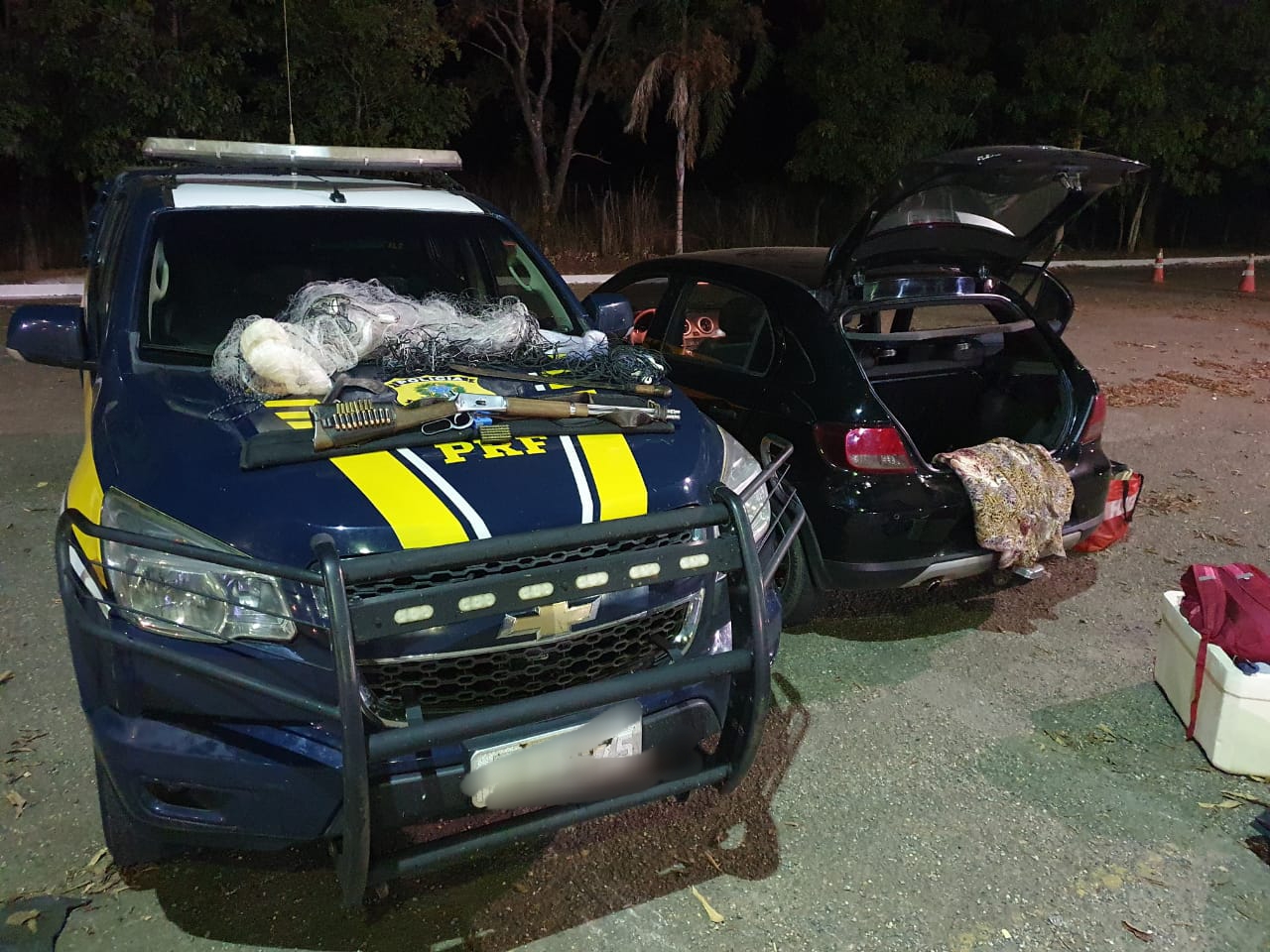 Grupo estava com um vasto material de caça que seria utilizado para abate de jacarés