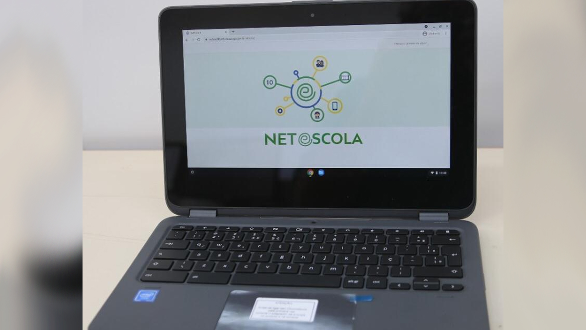 Alunos do Ensino Médio de Goiás recebem 60 mil notebooks