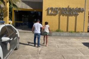 De acordo com polícia, venda ocorreu no ano passado e mulher ainda teria parcelado o pagamento em duas vezes