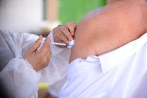 EUA avaliam aplicar 3ª dose de vacinas da Covid a partir de setembro (Foto: Jucimar de Sousa)