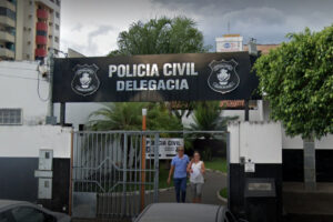 Mensagens registram empresário oferecendo café e suborno a fiscal de Caldas Novas (Foto: Reprodução/PC)