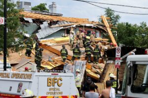 Edifício, de cinco andares, caiu durante tempestade