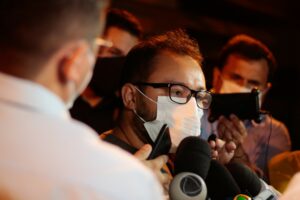 Motorista de DJ Ivis explica motivo de não reagir às agressões presenciadas