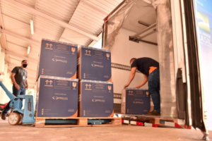 Avião com 87.750 vacinas da Pfizer contra covid-19 chega a Goiânia (Foto: Cristiano Borges/Governo de Goiás)