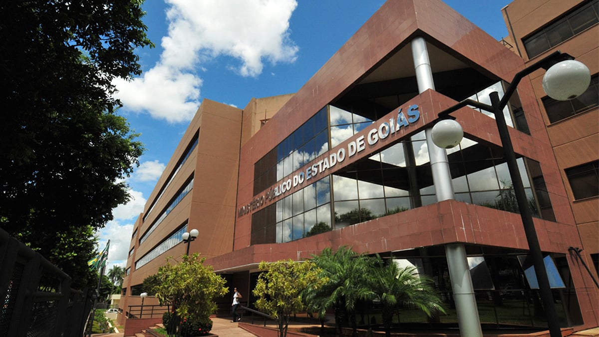 Promotor diz que investigação do juiz suspeito de sentenças falsas tem 42 casos com indícios de fraude