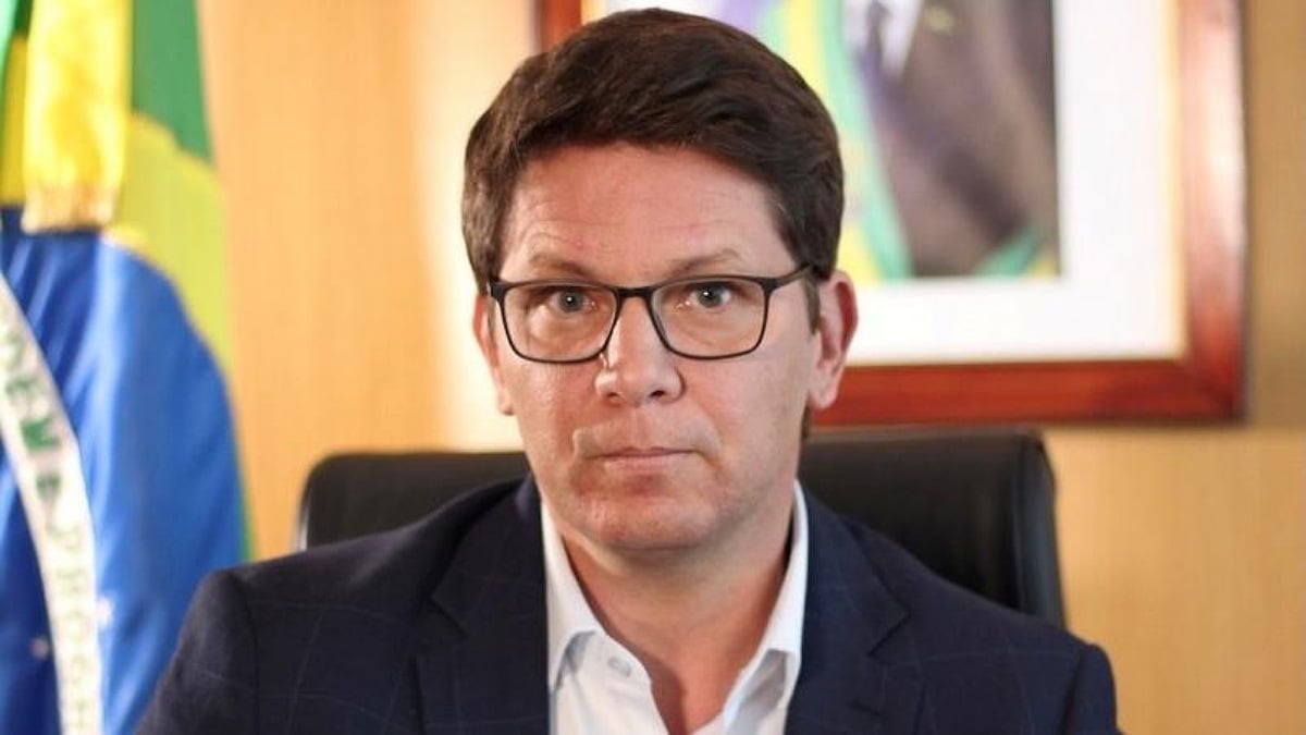 Deputado Mário Frias é internado em hospital do DF para tratar trombose