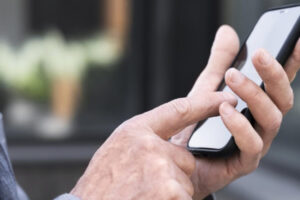 Homem é preso por golpe de quase R$7 mil contra idosa, em Goiânia