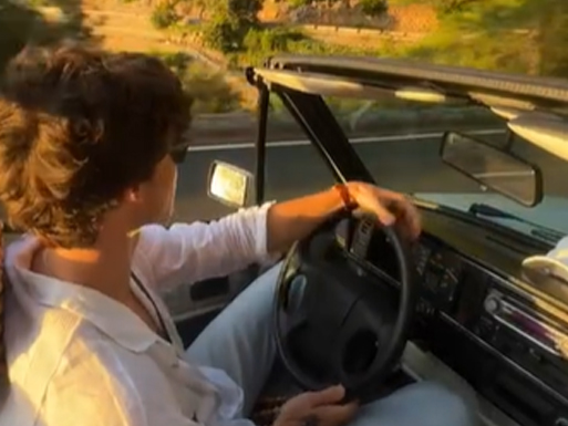 Shawn Mendes posta trecho de videoclipe com nova música